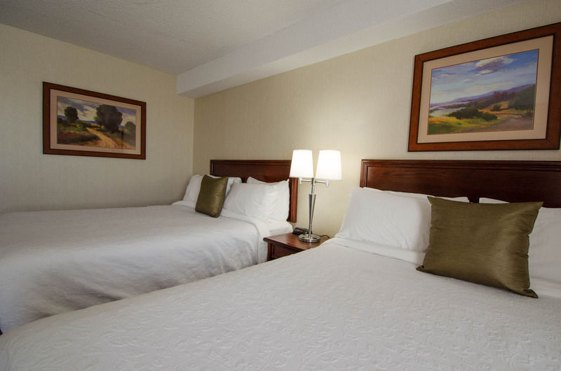 Hotel Welcominns Boucherville Eksteriør bilde